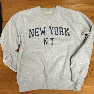 Brandy Melville Gray Crewneck Sweatshirt with Navy "New York N.Y." Print